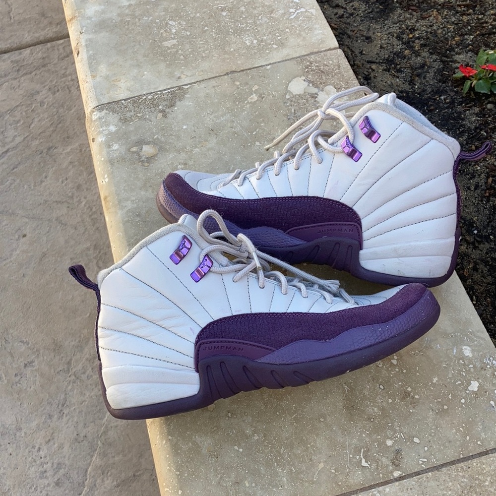 Air Jordan 12 desert sand